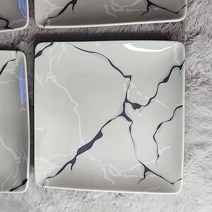 NIB Short Stories Gray Marble Pattern Set of 4 Square‎ Plates